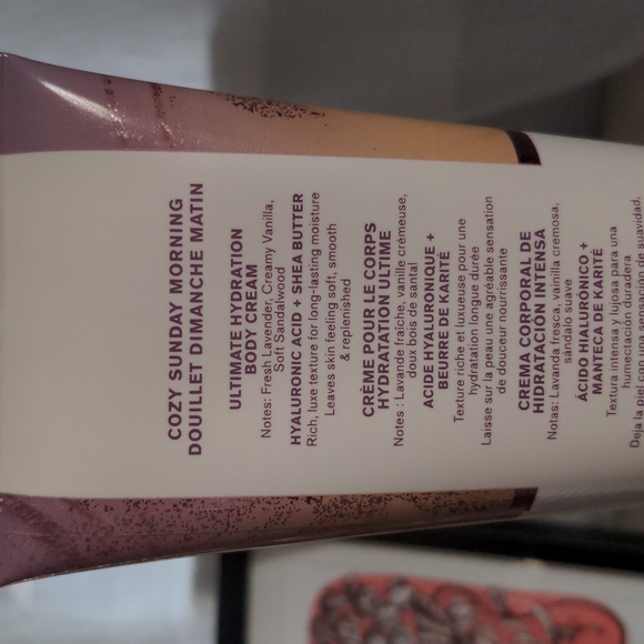 B&BW Cozy Sunday Morning Body Cream - Picture 2 of 3